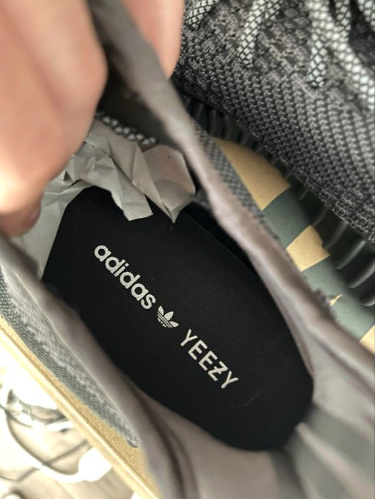 Adidas Yeezy 350 V2