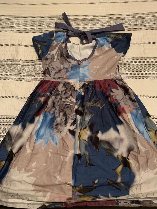 Зимна рокля на цветя