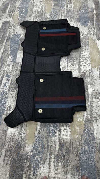 Полик для VOYAH free новый оригинал