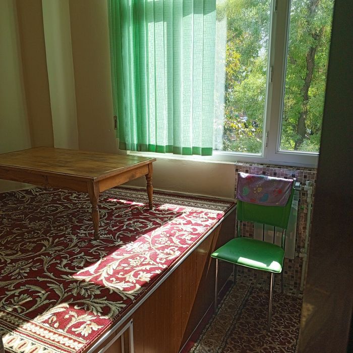Kvartira 3 talaba qiz kerak