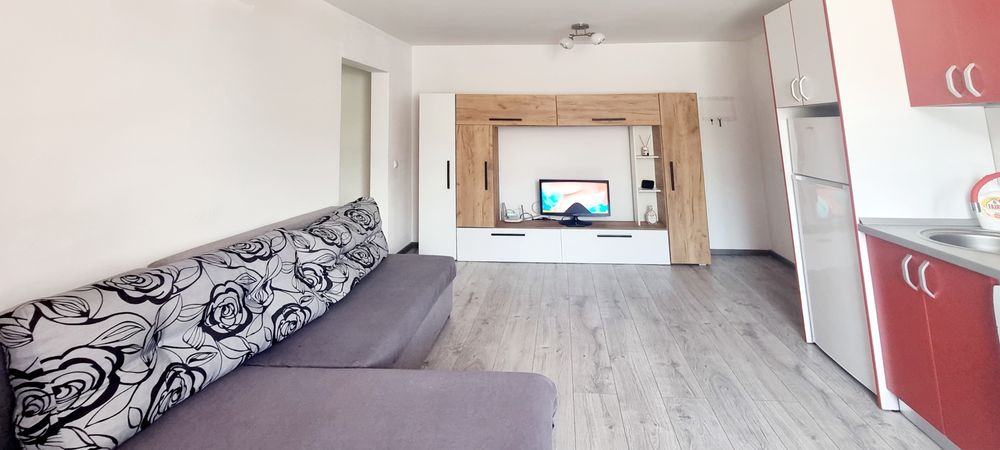 Inchiriez apartament 2 camere in regim hotelier, zona centrala-Aurora