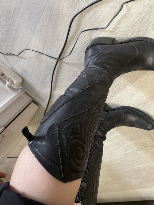 Продам казаки 36 размер