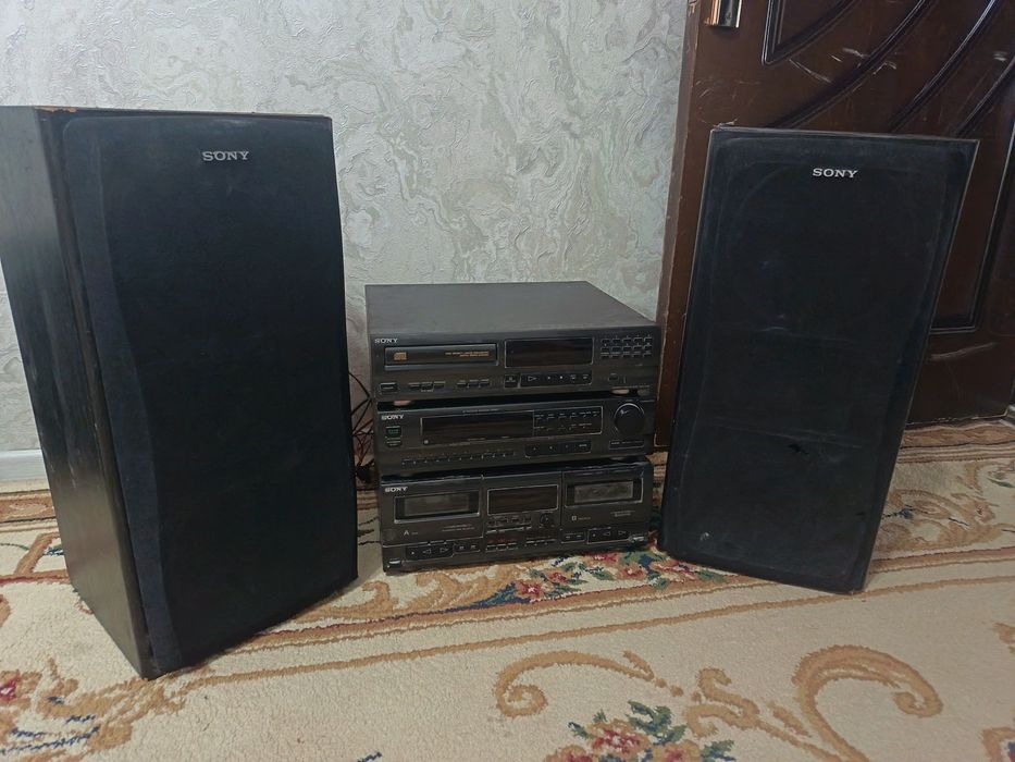 Музыкальный центр все рабочем состоянии