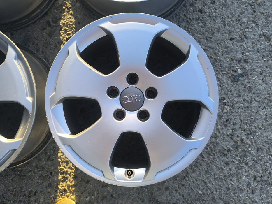 17 цола джанти за Audi A3 8P / Skoda / Volkswagen