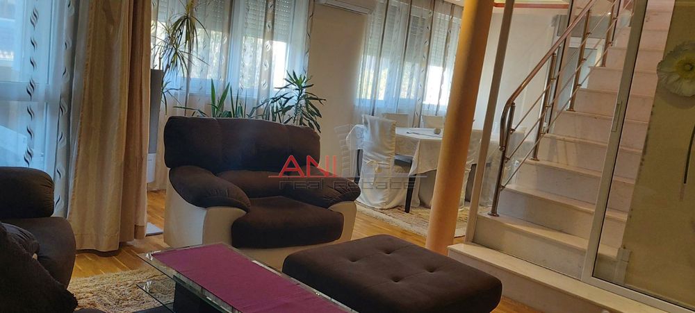 Мезонет в Варна-Червен площад площ 167 цена 360000