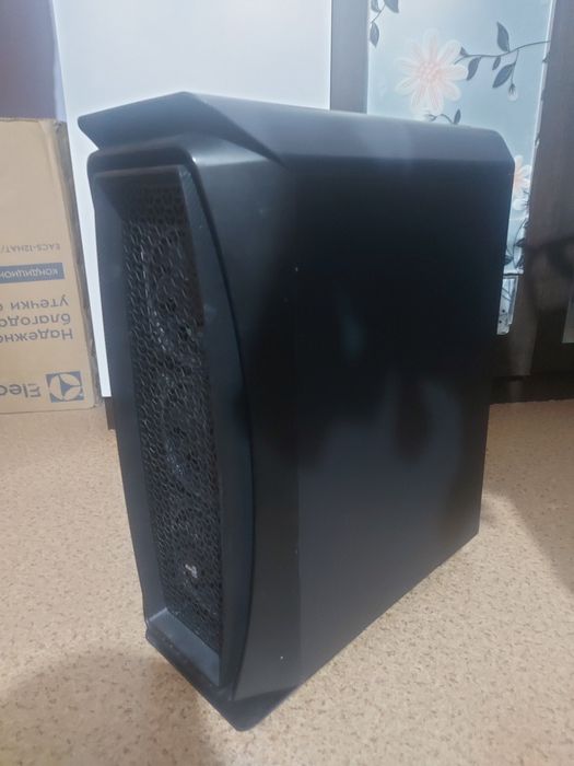 Продам корпус для ПК