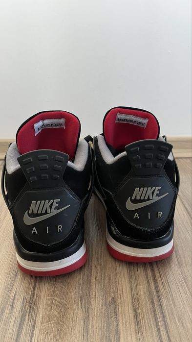 Jordan 4 Retro Bred 2019