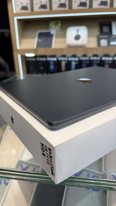 MacBook Air M4 15” 16/512GB Полный Комплект 10 Циклов