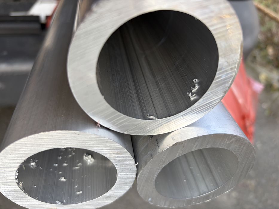 Teava si bara de aluminiu debitare la cerere