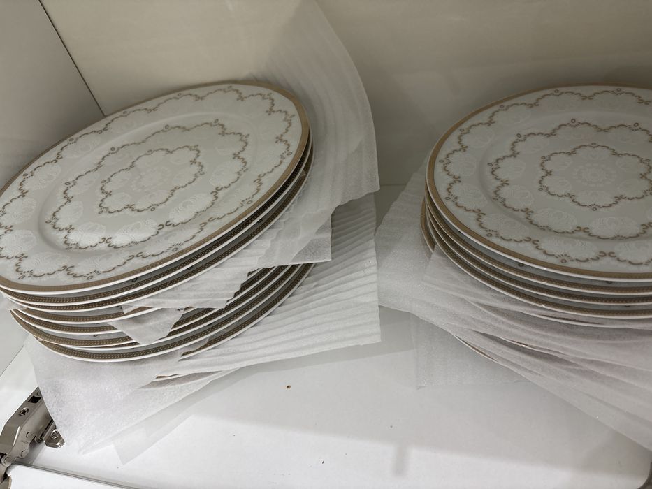 Сервиз на двенадцать персон