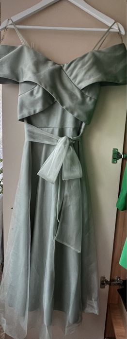 Дълга рокля с тюл