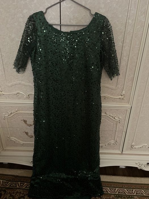 Продается вечернее платье