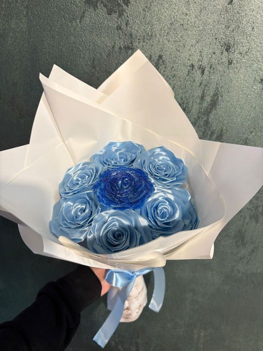 Buchet  7 trandafiri de satin