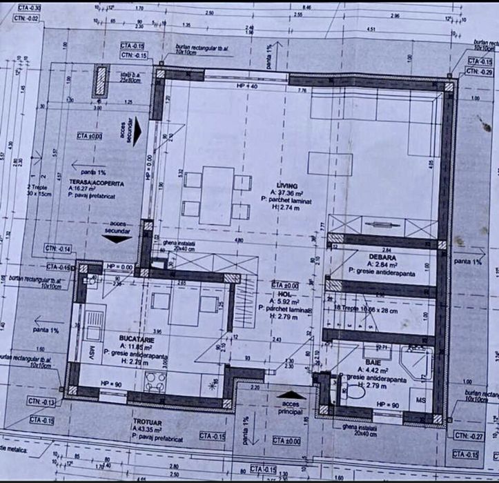 Imobil Luna de sus 130 mp utili/ curte 250mp