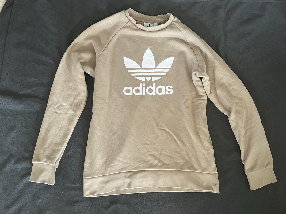 Нов бежов Суичър adidas