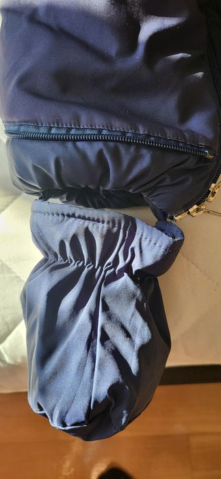 Продам комбинезон детский зимний на девочку