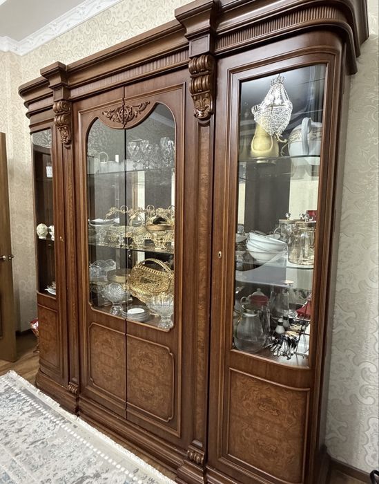 сервант для гостинной