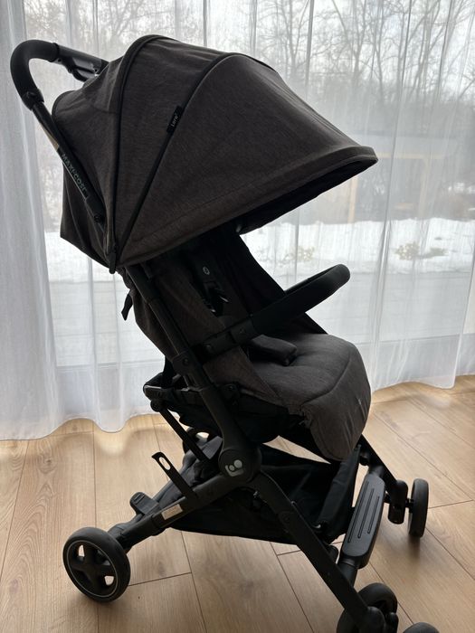 Carucior Maxi Cosi Lara 2, de la 0-22 kg ,Grey,