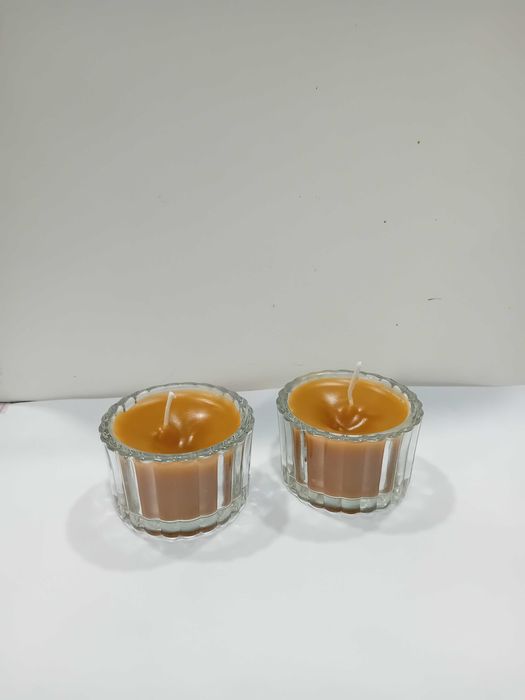 Ръчно изработени свещи и подаръчета