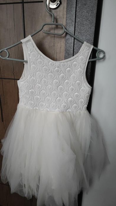 Детска     рокля