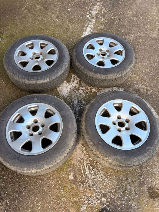 Vand jante 5x112 si cauciucuri mixte 195/65/15