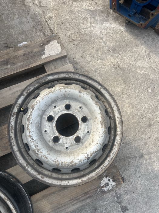 Джанти за Mercedes Sprinter!Единична гума!