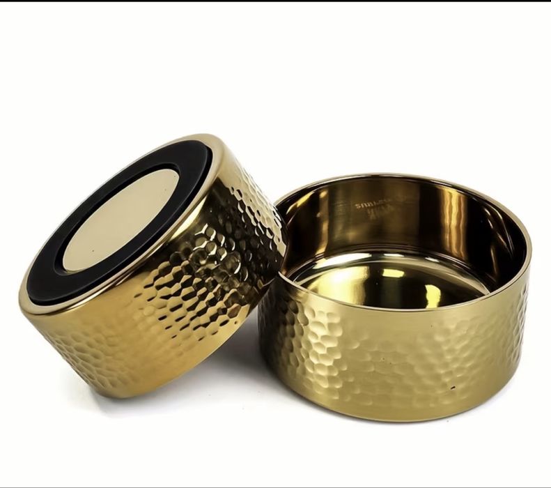 Продам миску для собак большую!