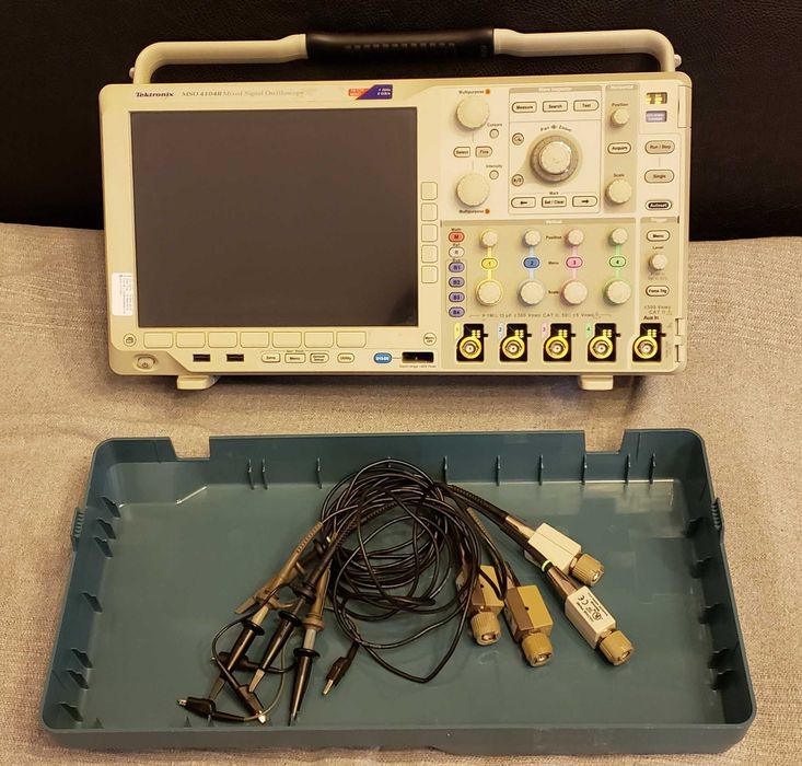 Осцилоскоп Tektronix MSO 4104B