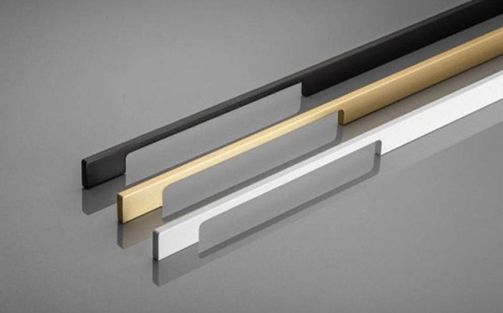 Дълга дръжка за гардероб Extend 120см- черни и бели