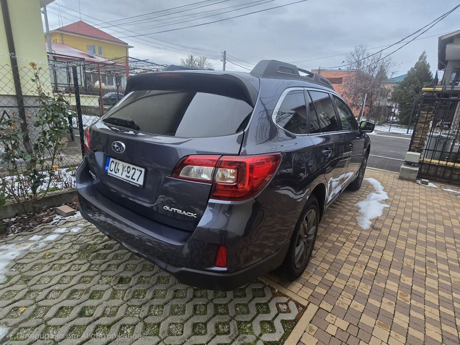Subaru Outback 2.5i AWD, GAS