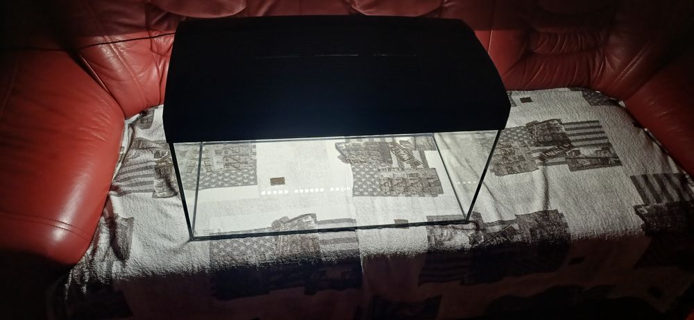 Acvariu 54 litri cu Led,300 lei neg.!