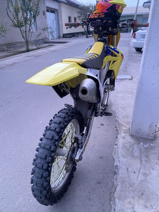 Suzuki 250cc kross