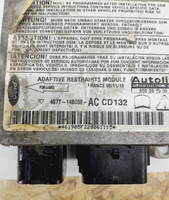 Calculator airbag 4s7t-14b056-ac Ford Mondeo 3  [din 2000 pana  2003] seria