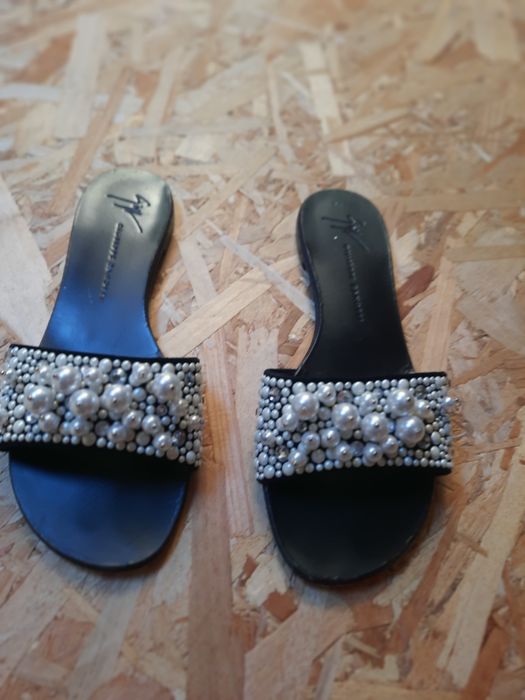 Papuci dama diverse modele