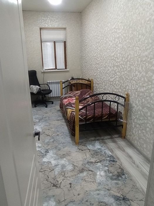 В аренду чистая и уютная комната для девушки, либо женщины.