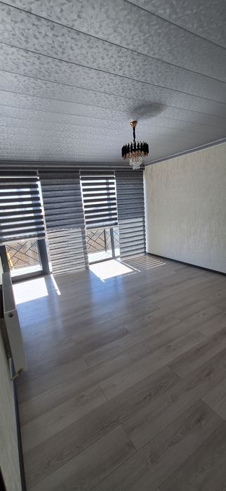 Бухоро 2 этажлик квадрати300 $ доллордан Участка сотилади 2 + падвал