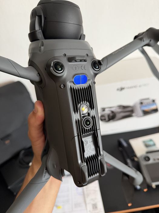 Дрон DJI Mavic 4 Pro