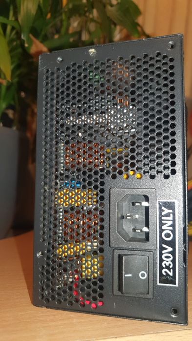 Sursa PC 1600w Qualtec Monolith Noua silentioasa!