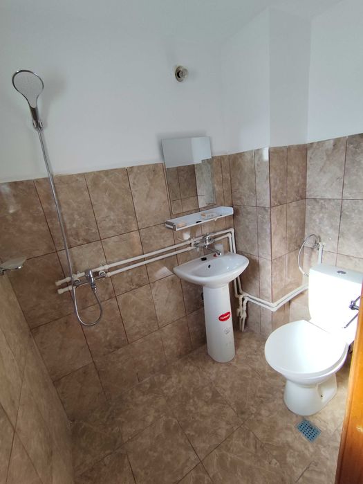 Breaza, casa P+M, teren 335 mp, zona linistita