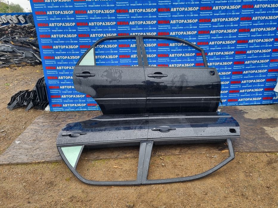 Двери на Lexus RX300