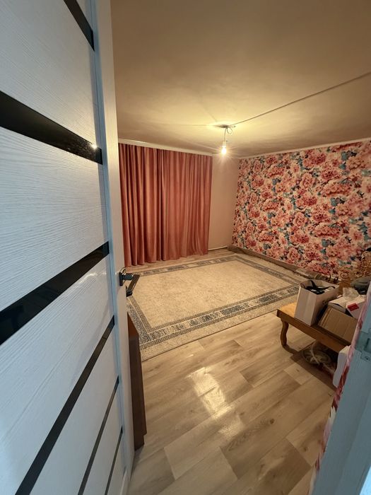 Тез арада үй сатылады Томарлы селосынан