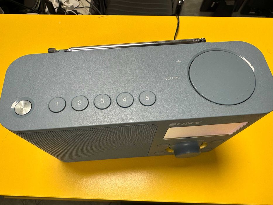 Портативно радио Sony DAB XDR-S61D