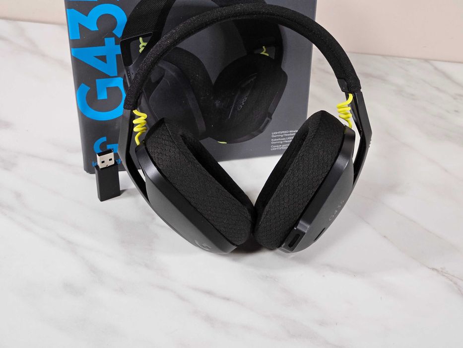Logitech G435 Lightspeed – леки безжични слушалки за игри и музика