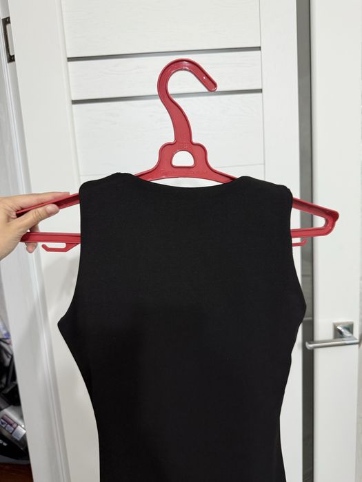 Продам платья и юбку