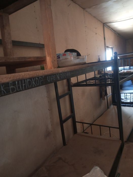 Контейнер сотилади кровати Билан