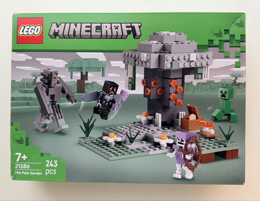 Lego Minecraft 21586