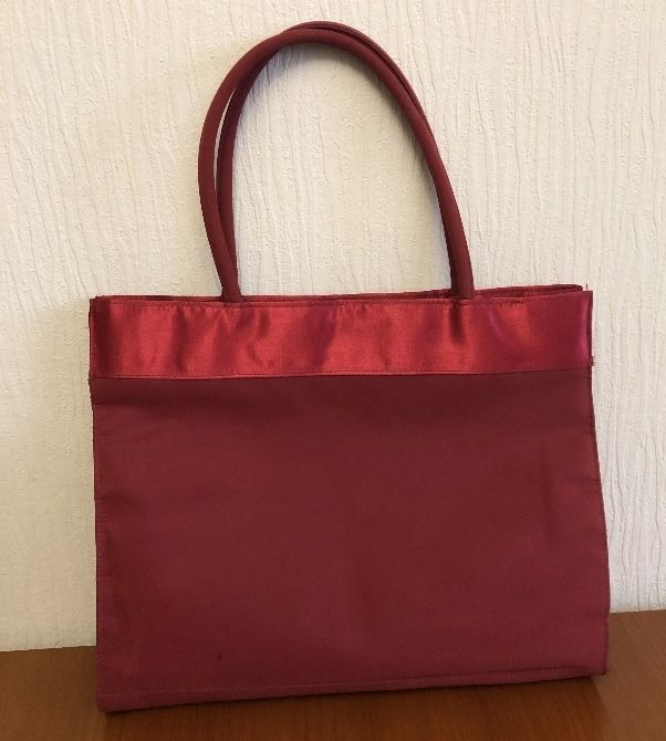 Сумка обьемная Givenchy