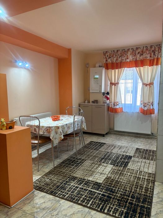 Închiriez apartament regim hotelier