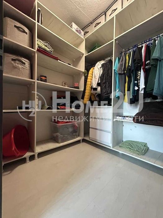 Продава се Тристаен апартамент в Варна, Център - 110 кв.м за 2164 €/кв.м - Снимка #4