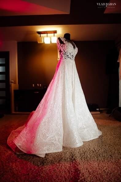 Rochie de mireasa Milla Nova, model Kamelia